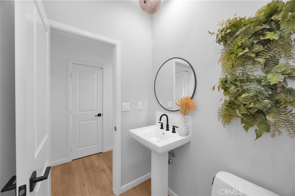 28301 Via Del Mar