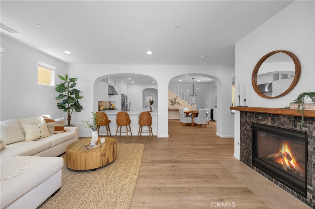 28301 Via Del Mar