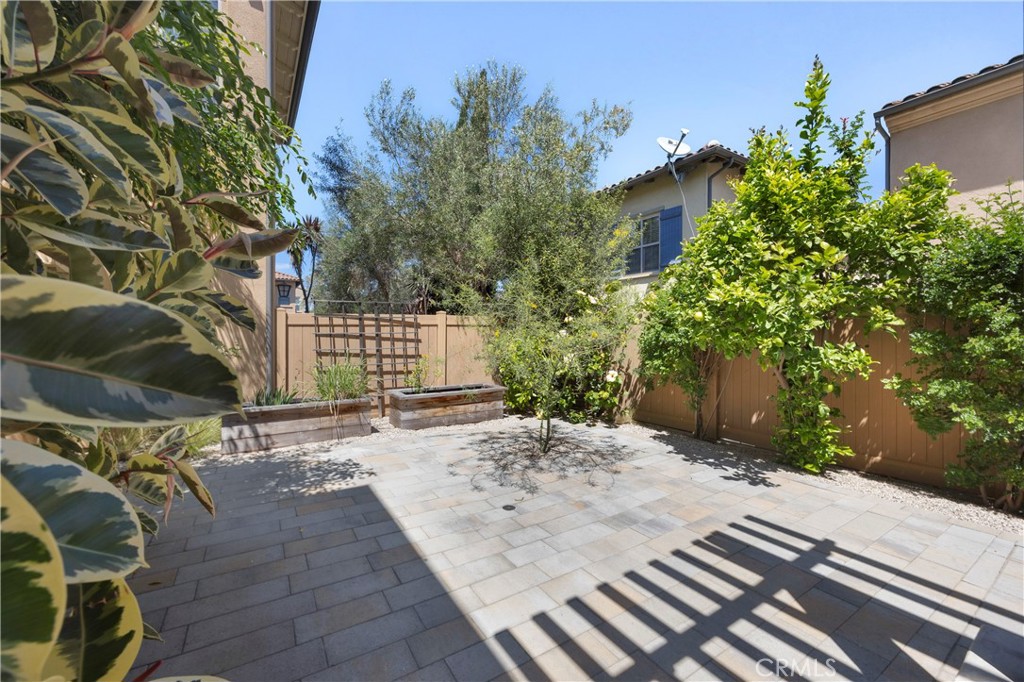 28301 Via Del Mar