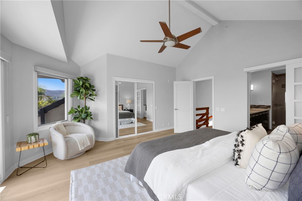 2852 Via Amapola
