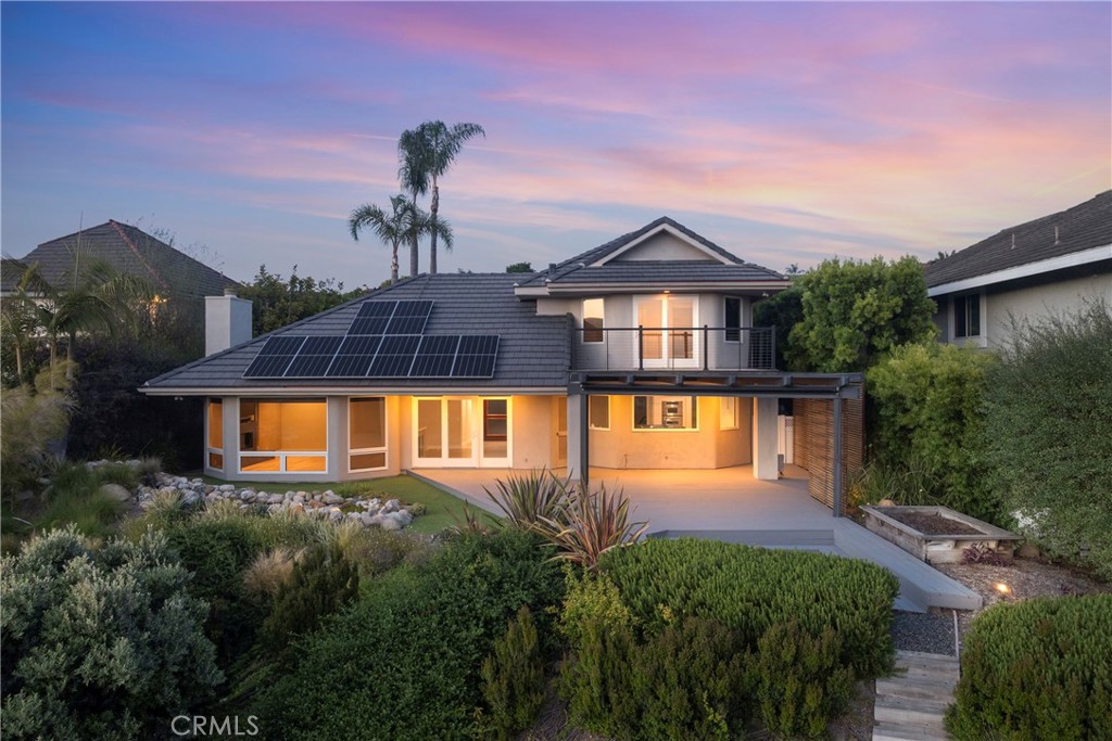2852 Via Amapola