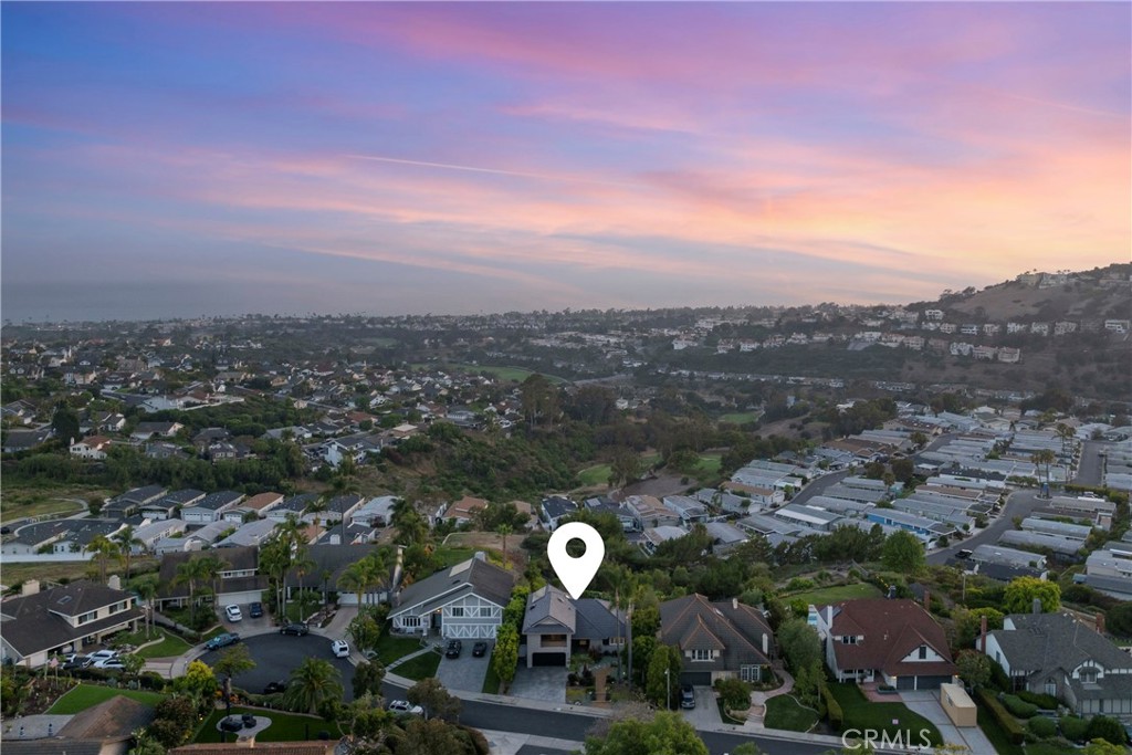 2852 Via Amapola