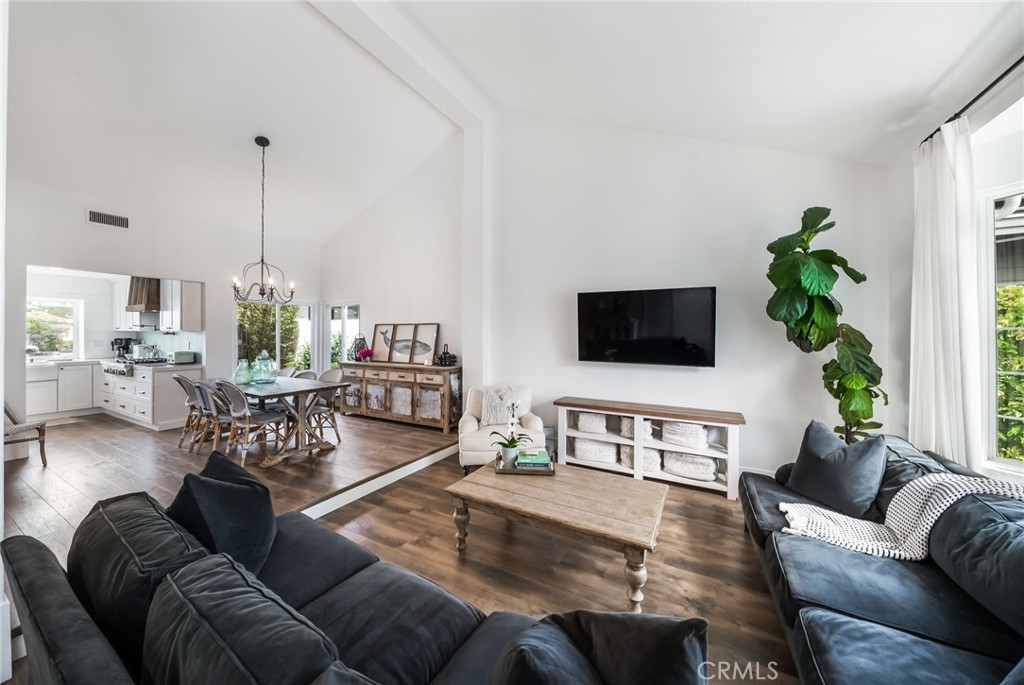 24351 Philemon