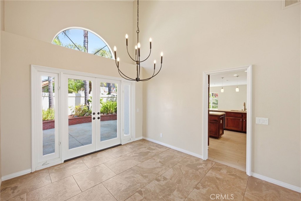 1504 avenida de Nogales 1