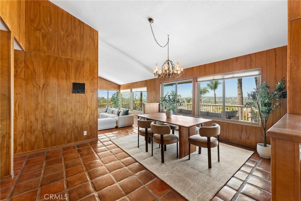 33132 Valle Road