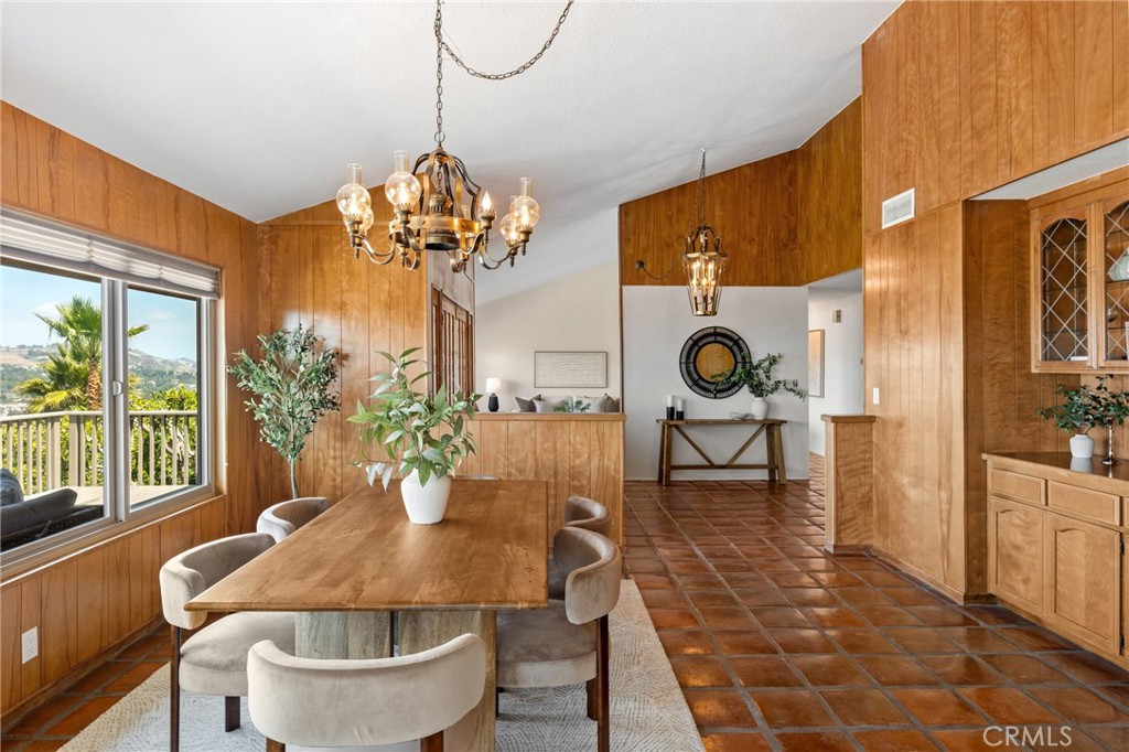 33132 Valle Road