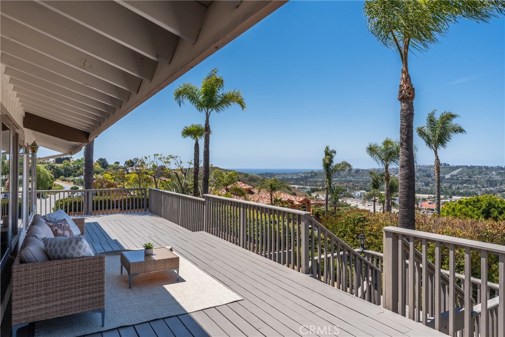 33132 Valle Road