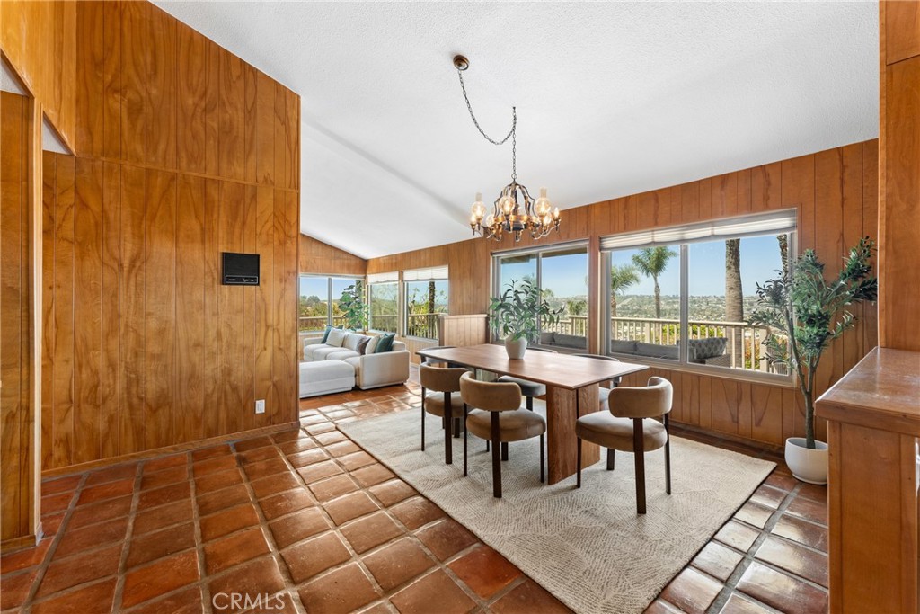 33132 Valle Road