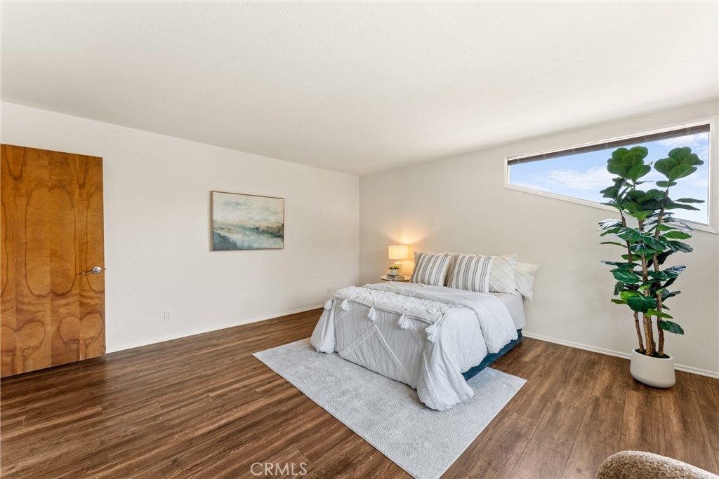 33132 Valle Road