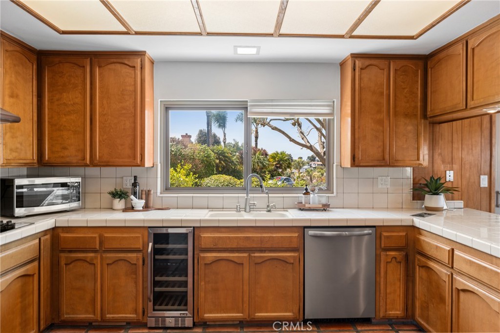 33132 Valle Road