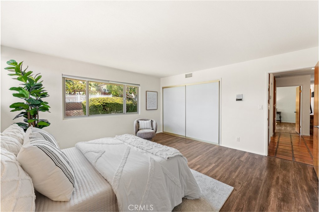 33132 Valle Road