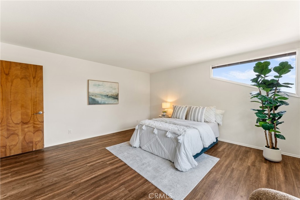 33132 Valle Road