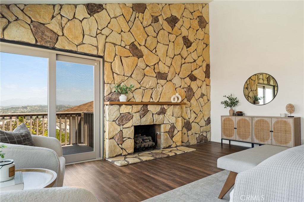 33132 Valle Road