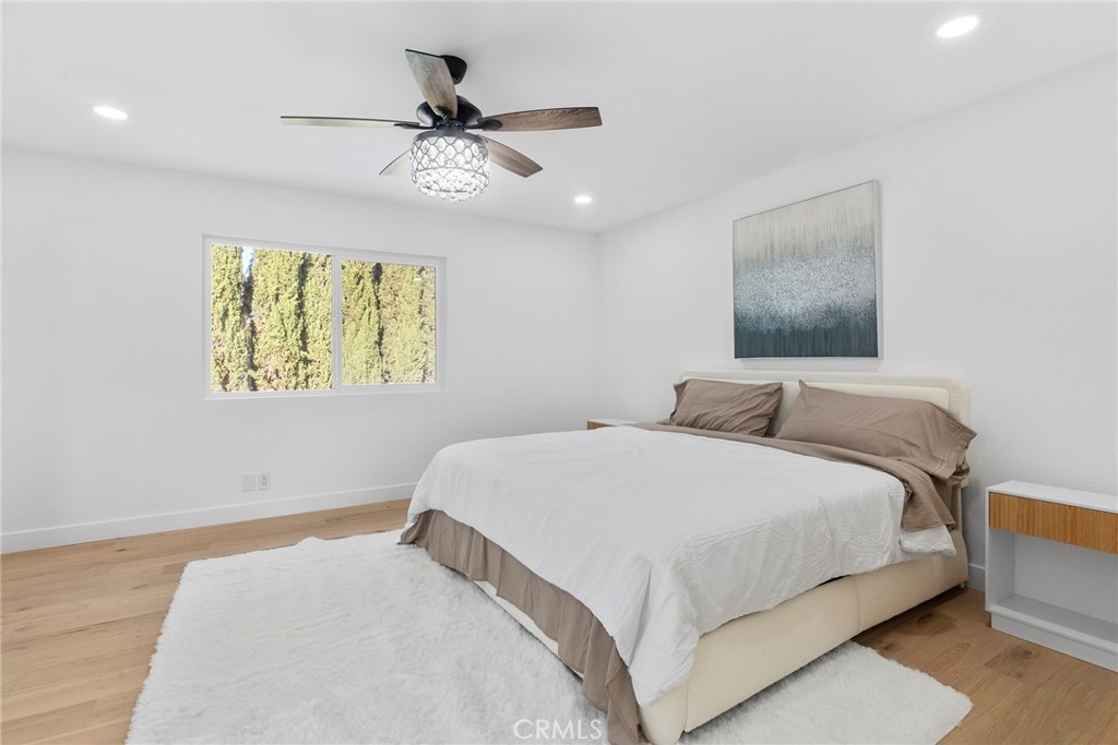 1781 E Warrenton