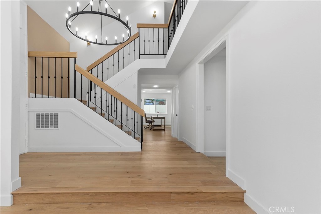 1781 E Warrenton