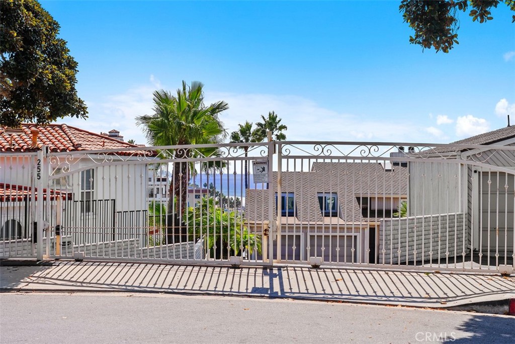 255 W Marquita Unit A 1