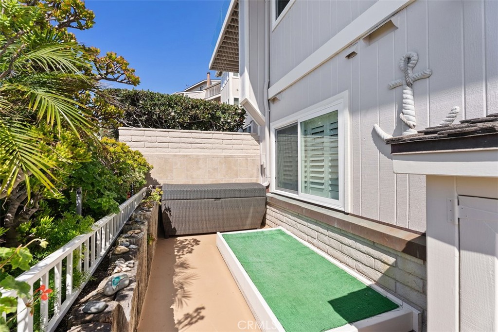255 W Marquita Unit A 1