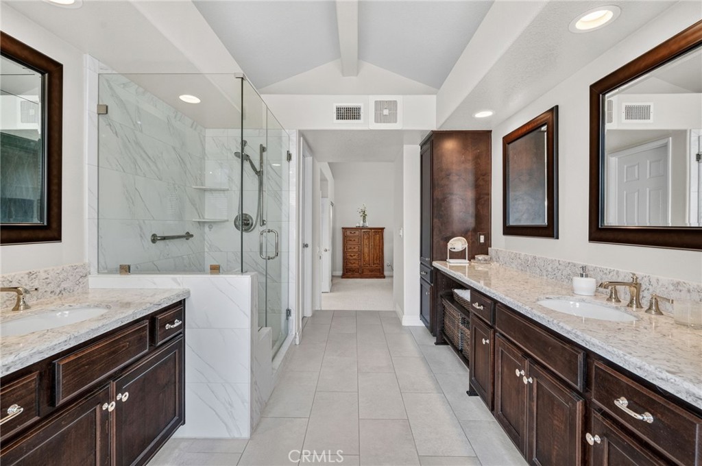 23960 Nicole Way