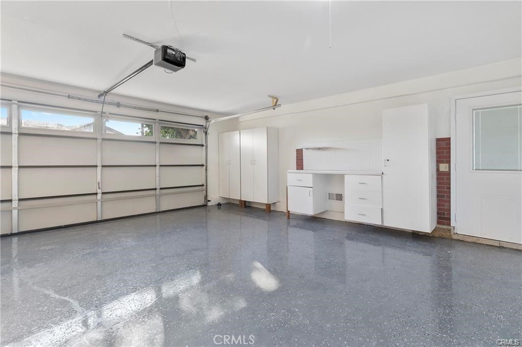 1781 E Warrenton