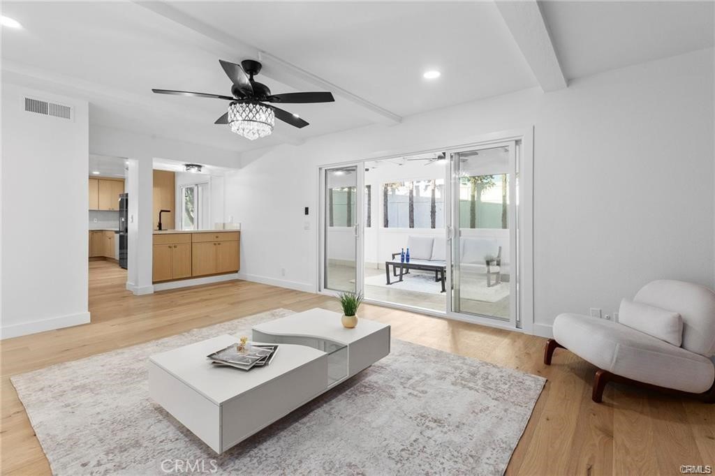1781 E Warrenton