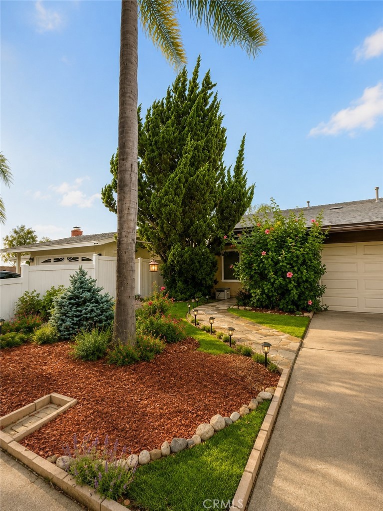 22865 Via Santa Rosa