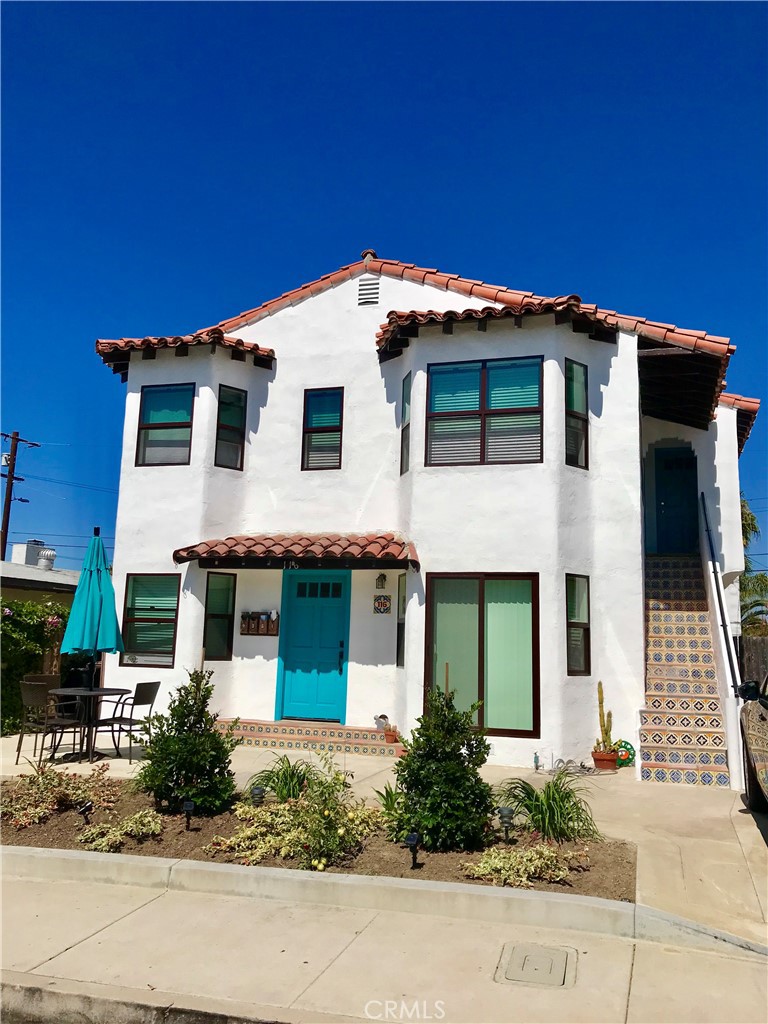 116 Avenida Serra 3