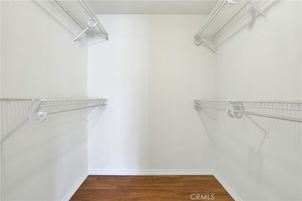 22198 Cedar Pointe