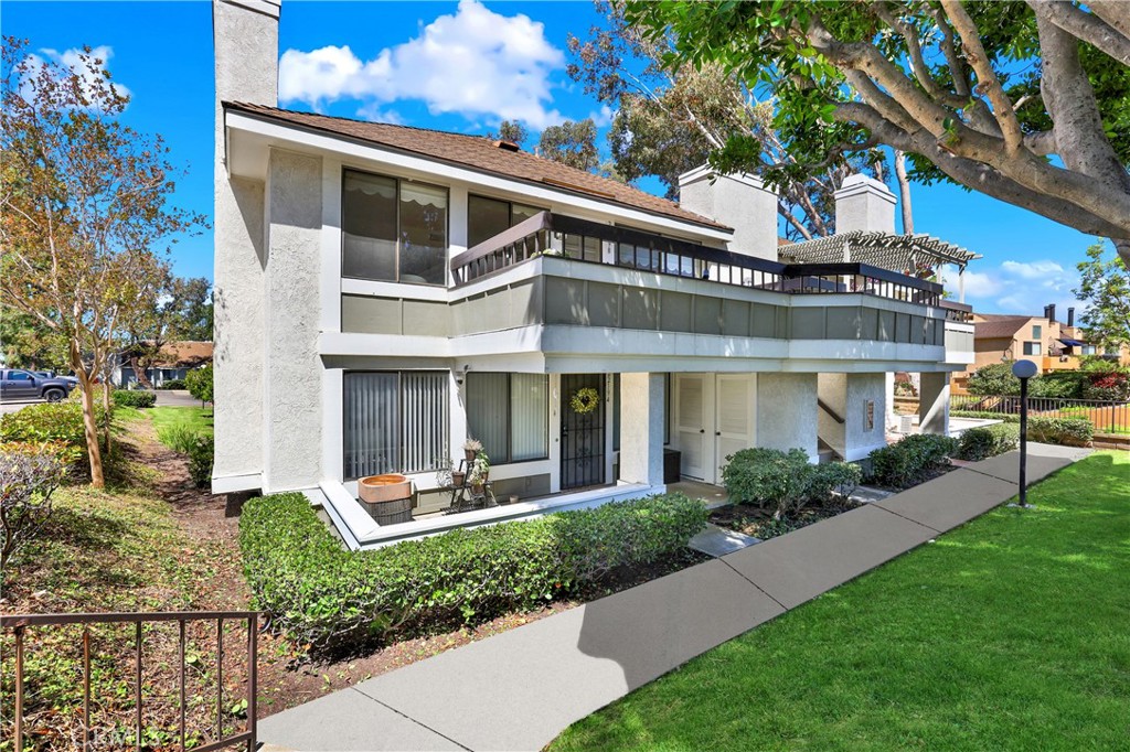 22198 Cedar Pointe