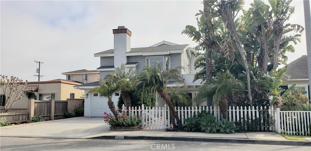 215 Knox Street