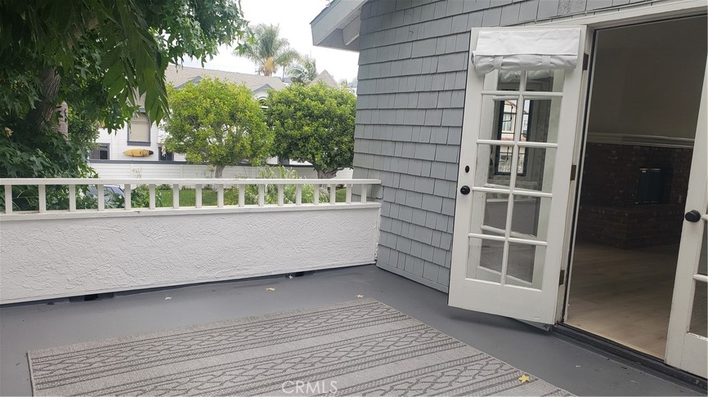 215 Knox Street