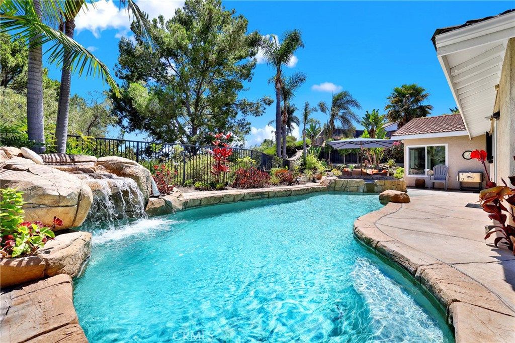 2912 Estancia