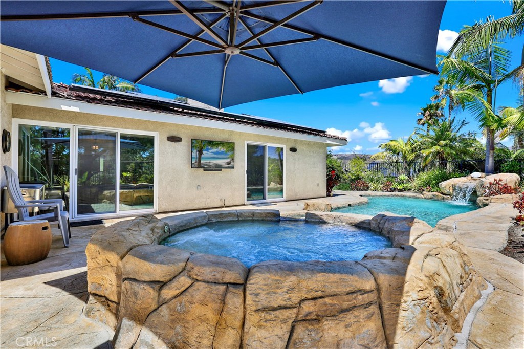 2912 Estancia