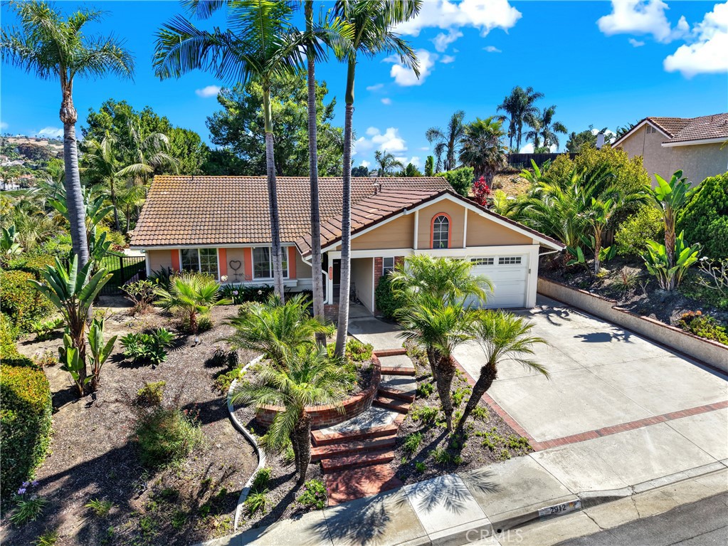 2912 Estancia