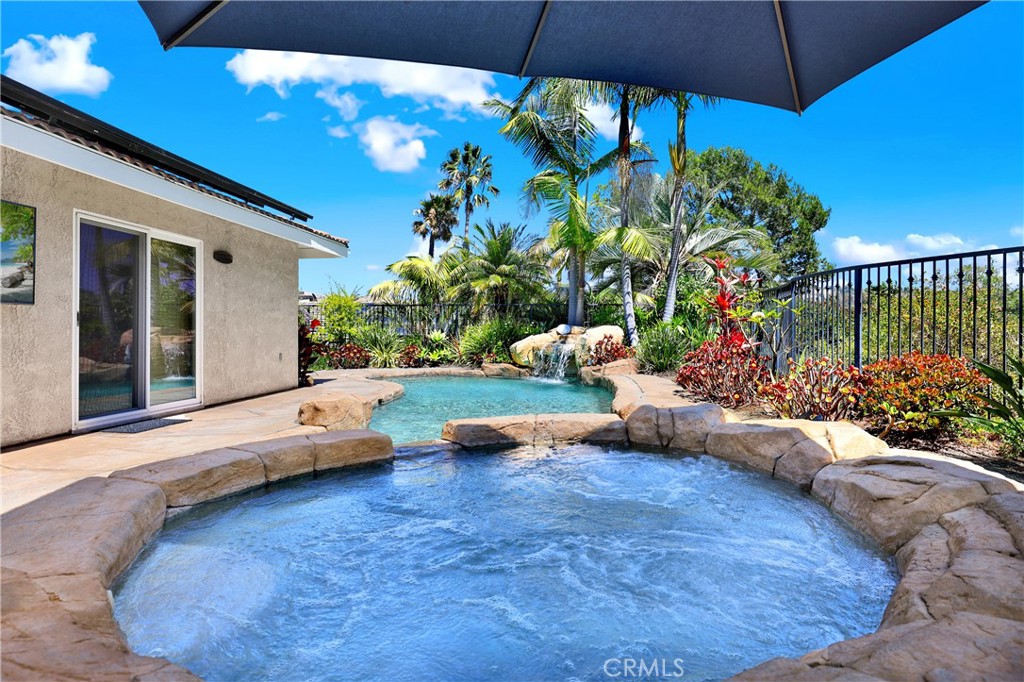 2912 Estancia