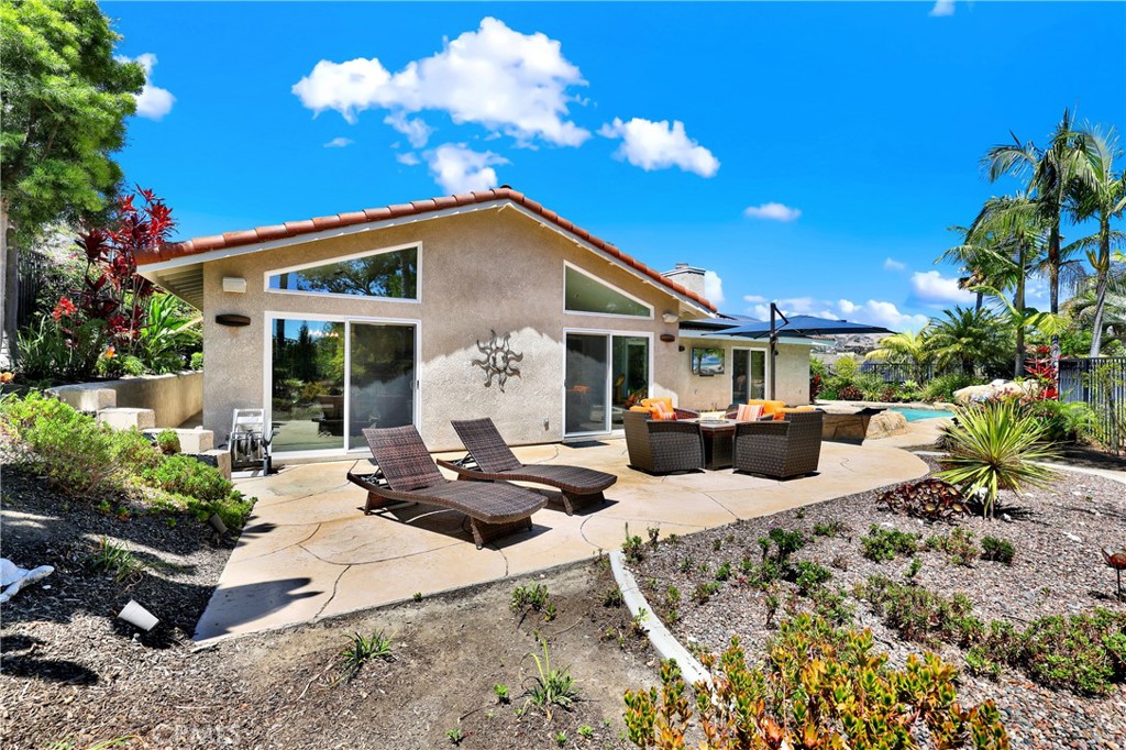 2912 Estancia
