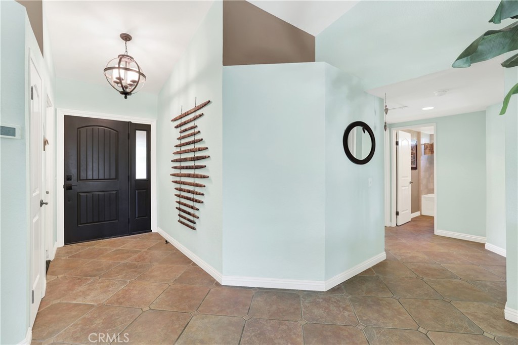2912 Estancia