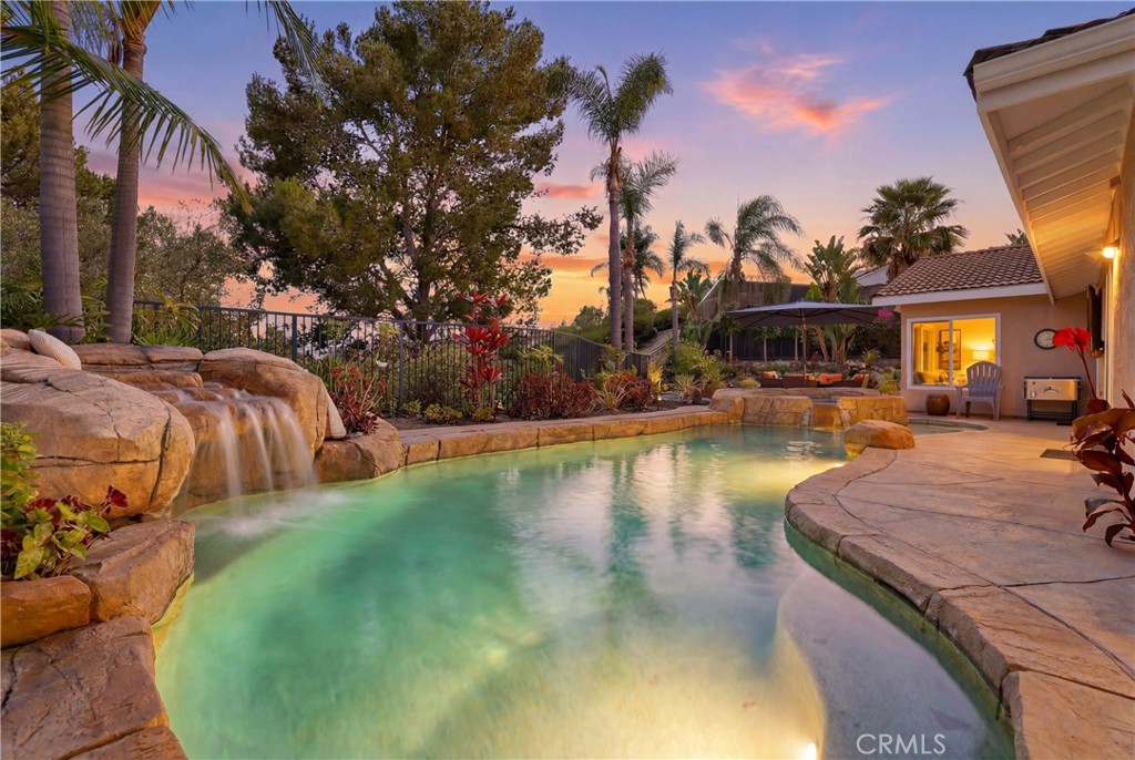 2912 Estancia