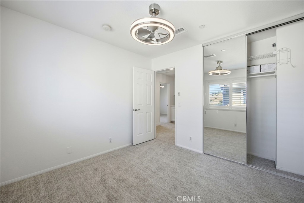 733 Avenida Azor