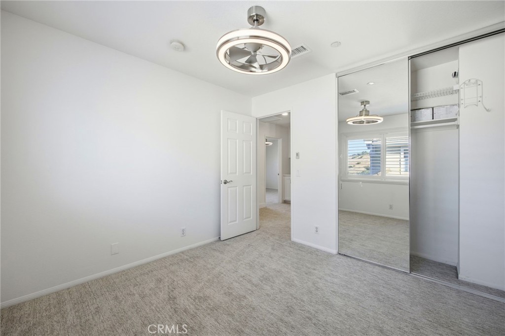 733 Avenida Azor