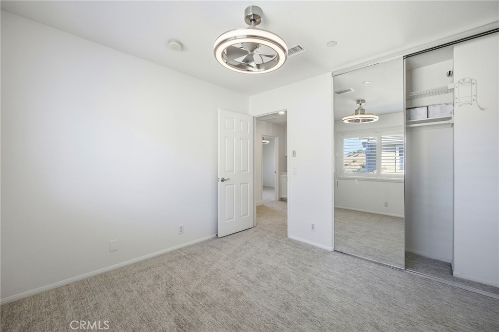 733 Avenida Azor
