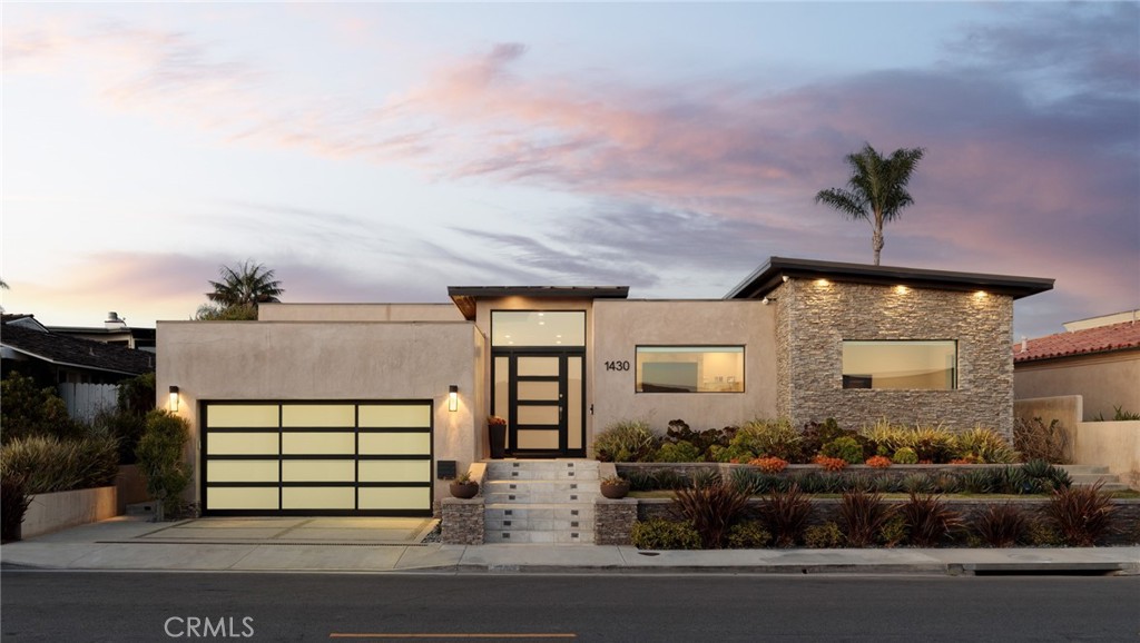 1430 Dolphin Terrace