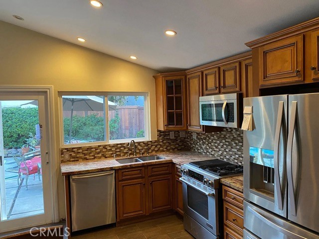 9212 Heatherton