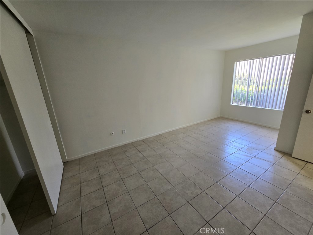 2501 W Sunflower F4