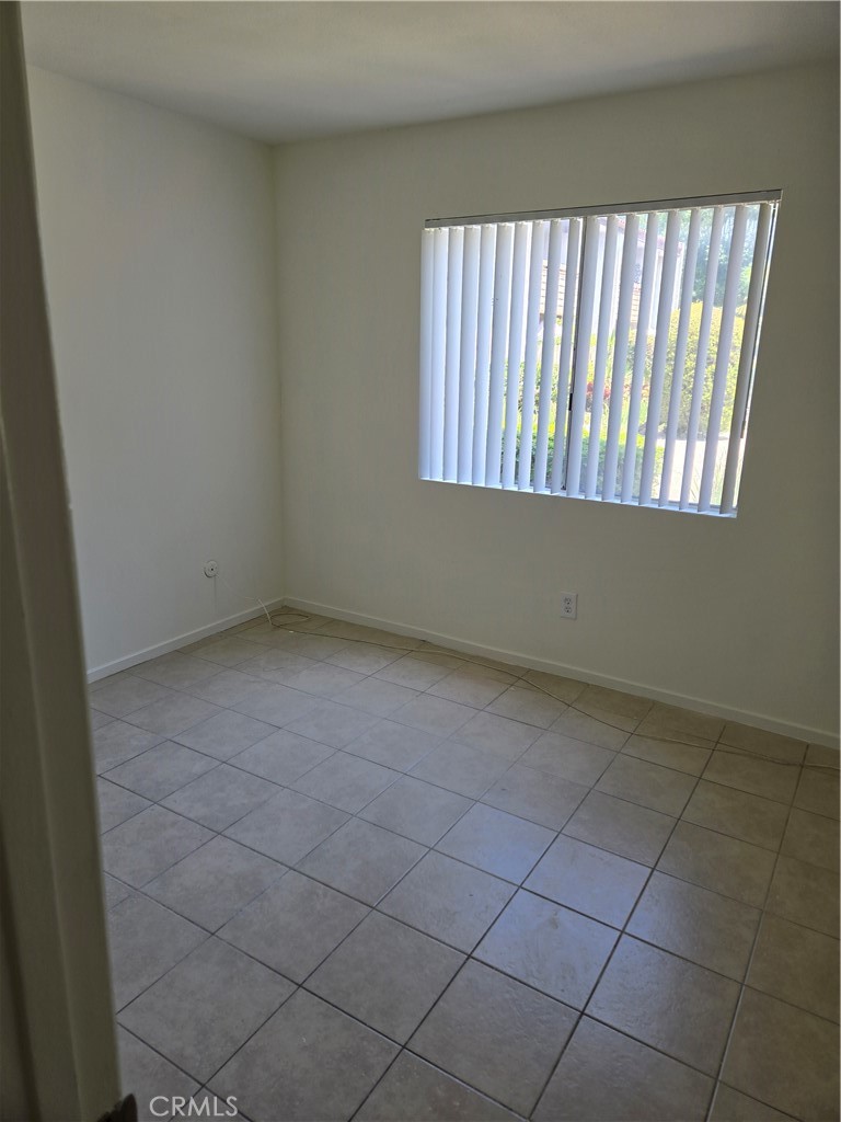 2501 W Sunflower F4