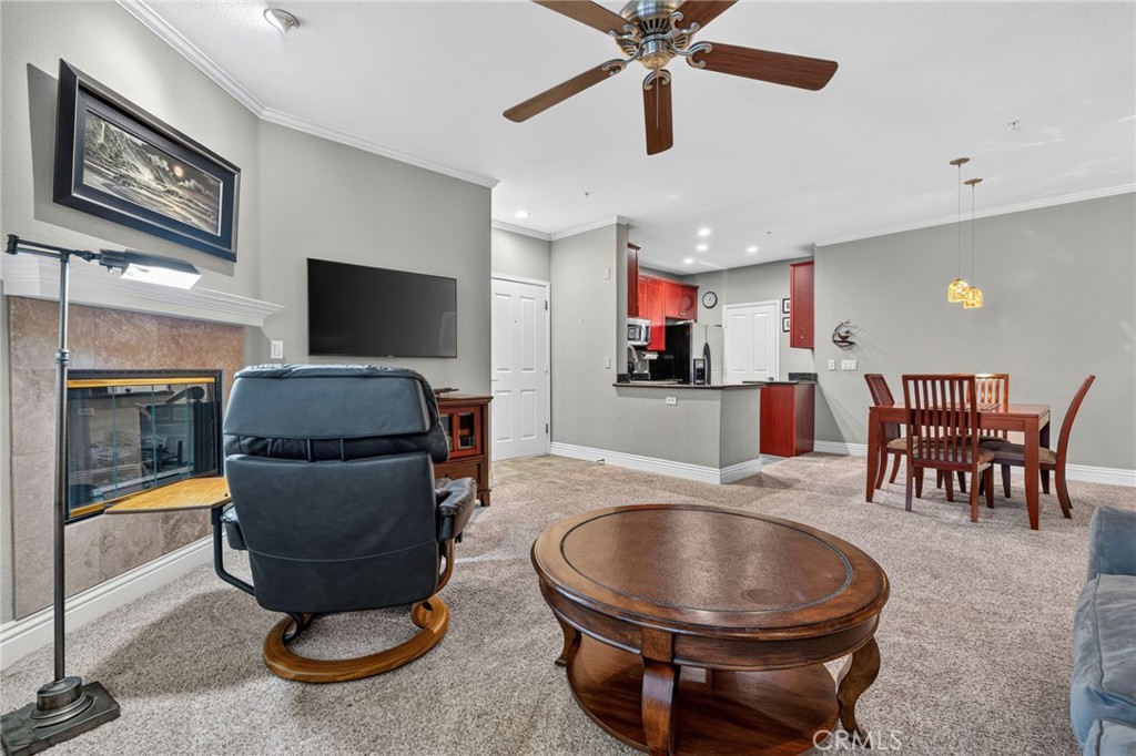 22681 Oakgrove 127