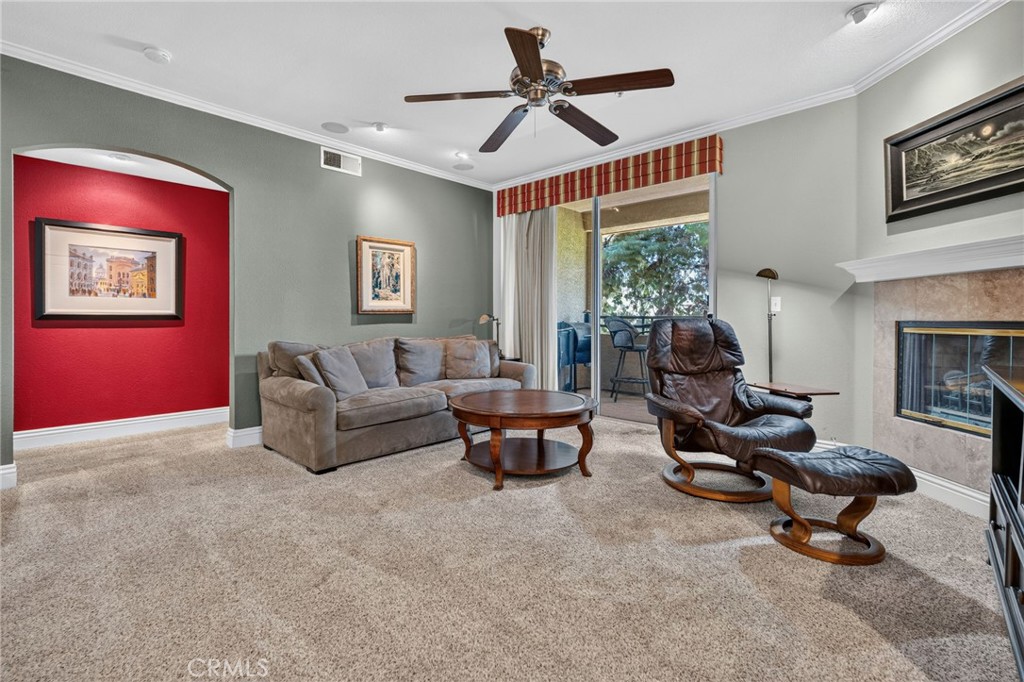 22681 Oakgrove 127