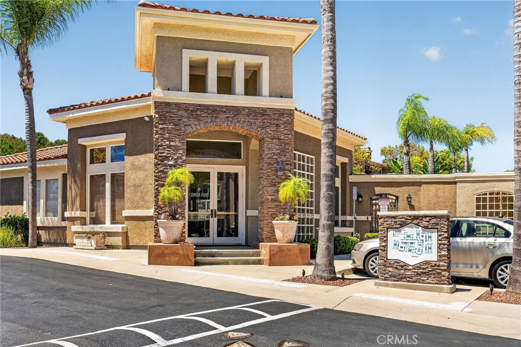 22681 Oakgrove 127