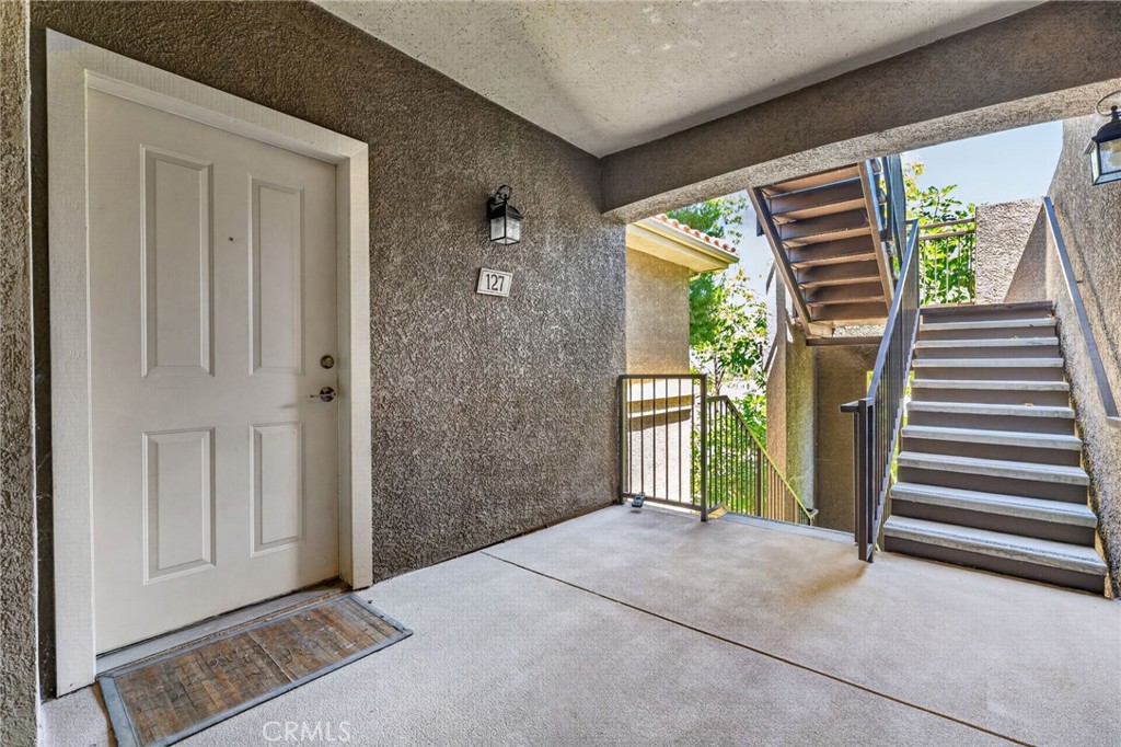 22681 Oakgrove 127