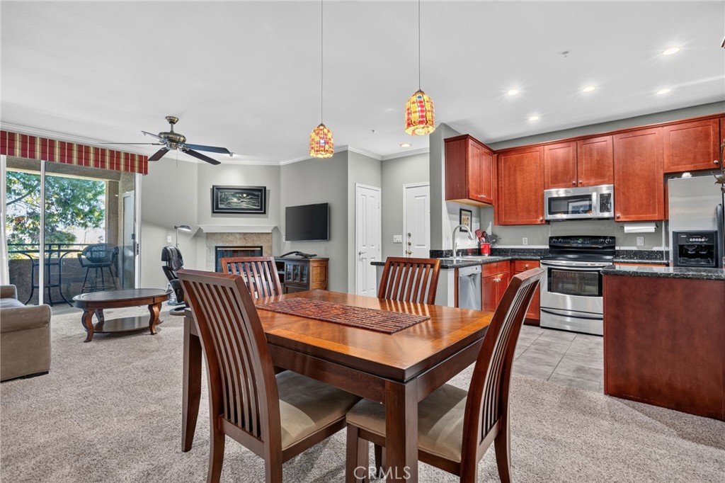 22681 Oakgrove 127