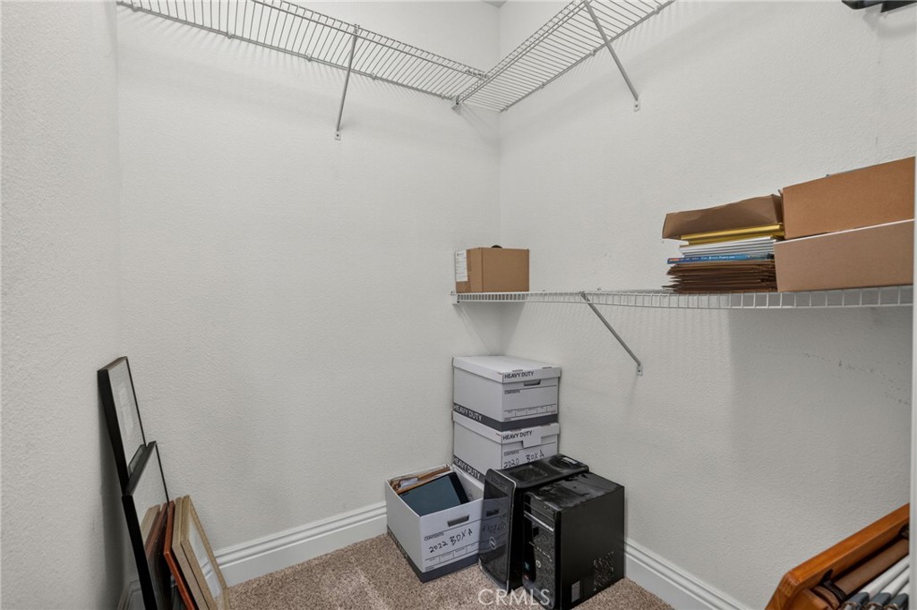 22681 Oakgrove 127
